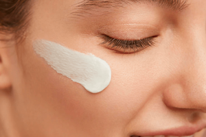 Базовые советы по уходу за кожей вокруг глаз с помощью японских средств