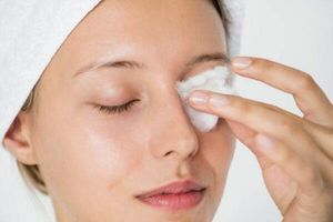 Двухэтапное очищение кожи лица – выдумки маркетологов действительно ли нужная вещь?