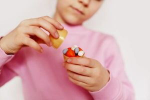 Починаючи з якого віку варто давати дітям жувальні вітаміни?