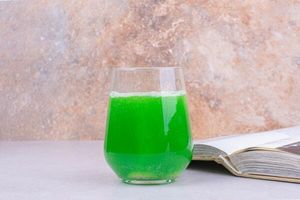 Зеленый сок здоровья и красоты: что такое аодзиру и зачем его употреблять?