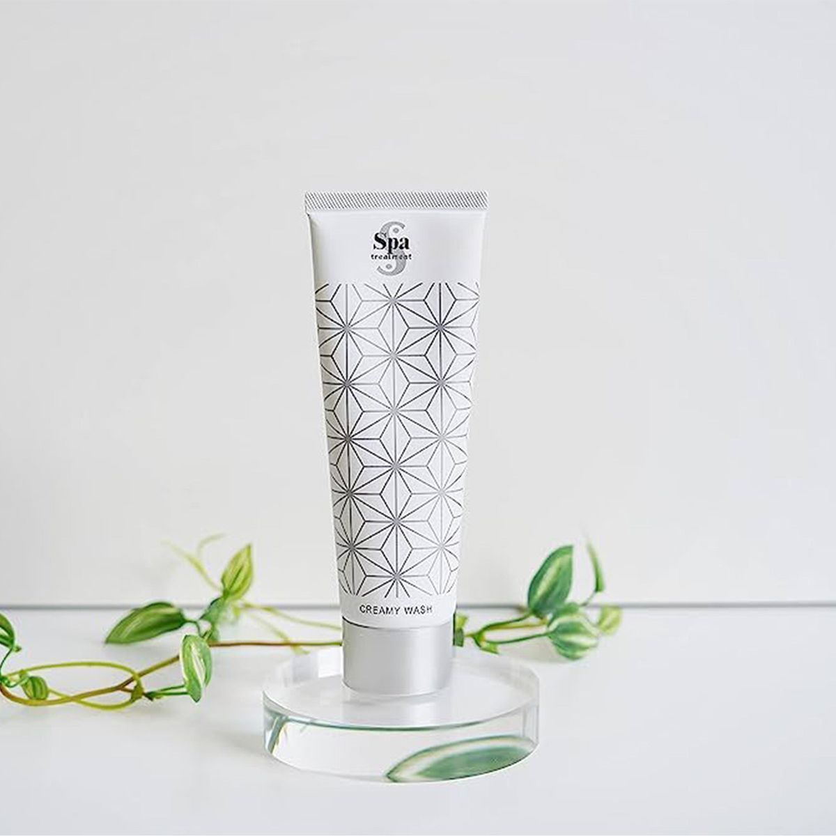 SPA TREATMENT Крем для вмивання чутливої шкіри обличчя Creamy Wash G - JapanTrading